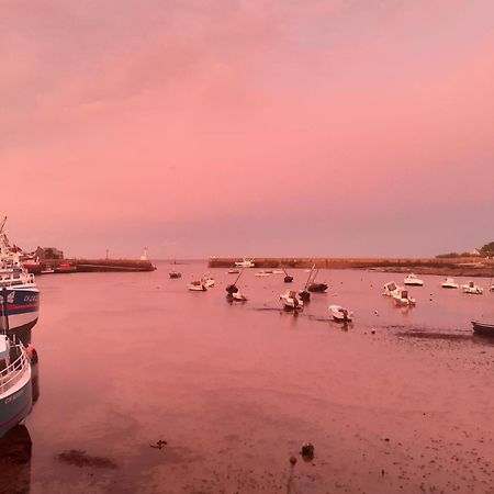 Le Mora Hotes Bed & Breakfast Barfleur Exterior photo