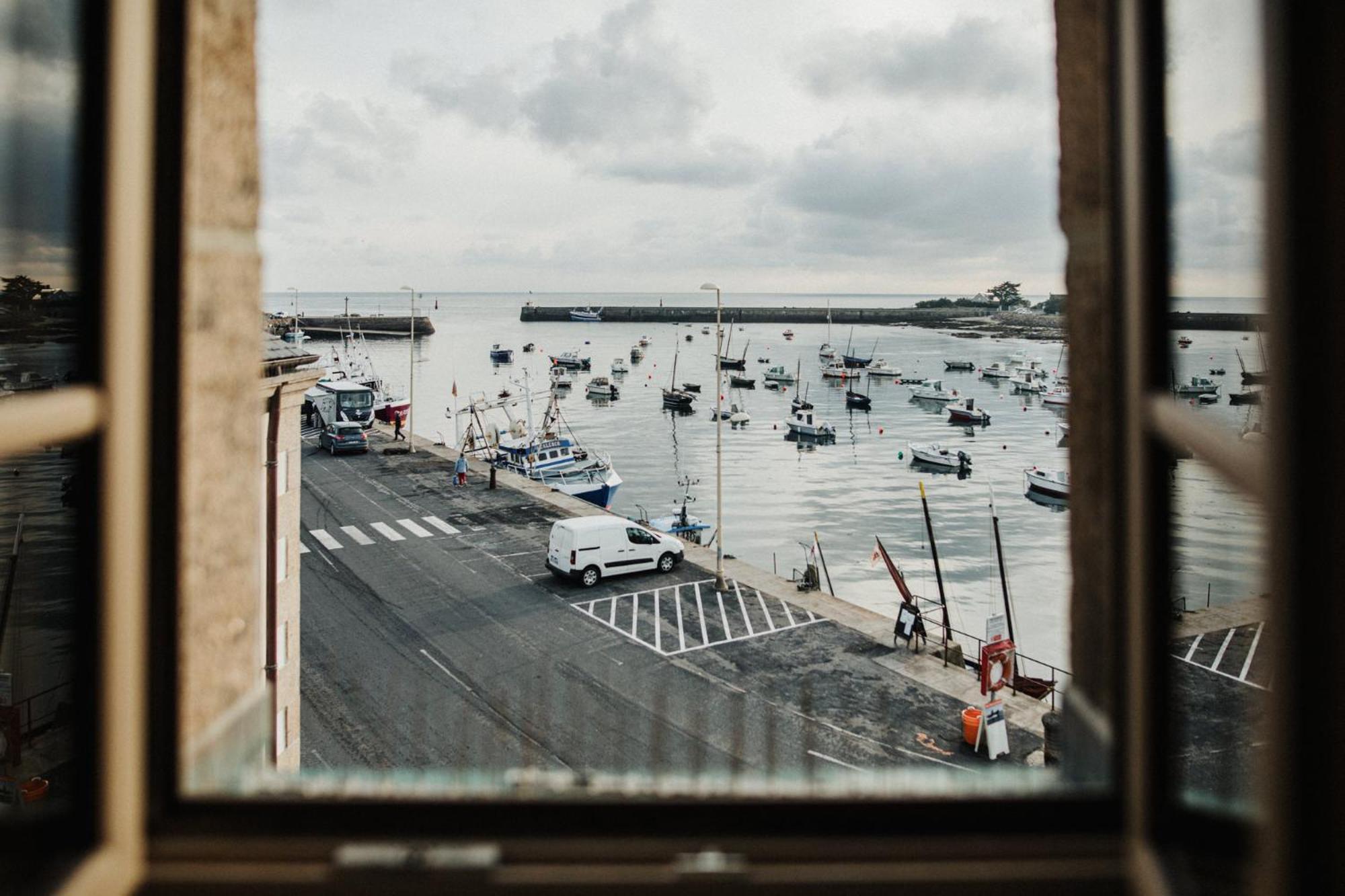 Le Mora Hotes Bed & Breakfast Barfleur Exterior photo